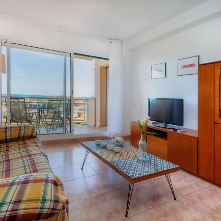 Port Apartment *